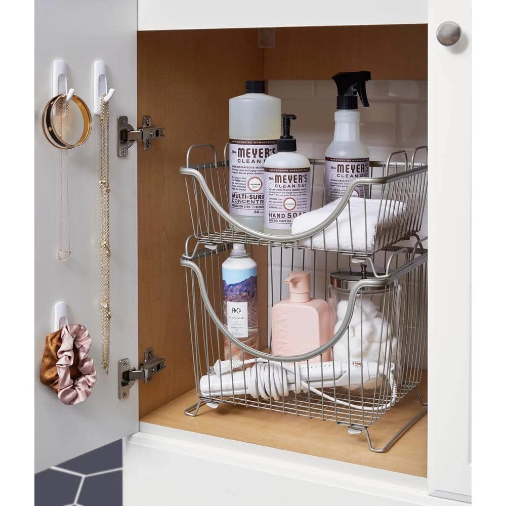 BRIGGS Unlabeled Glass Sundry Jar with Metal Lid 2 BRIGGS Unlabeled Glass Sundry Jar with Metal Lid - Image 2