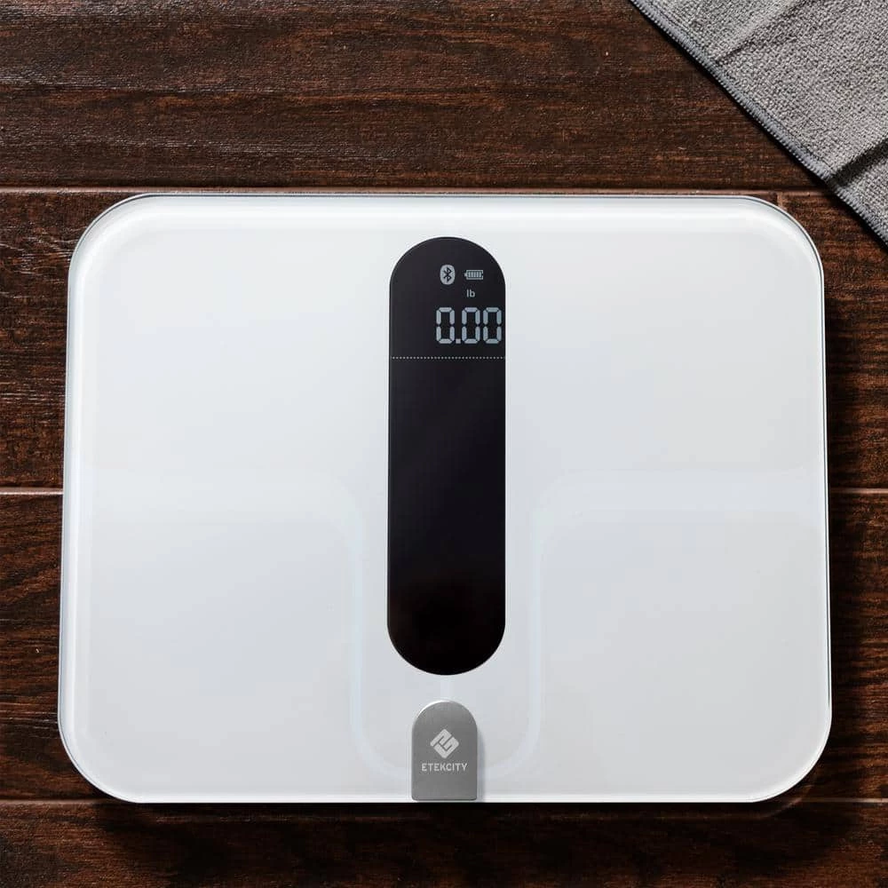 Etekcity Ultrawide Smart Fitness Scale in White with Resistance Bands 2 Etekcity Ultrawide Smart Fitness Scale in White with Resistance Bands - Image 2