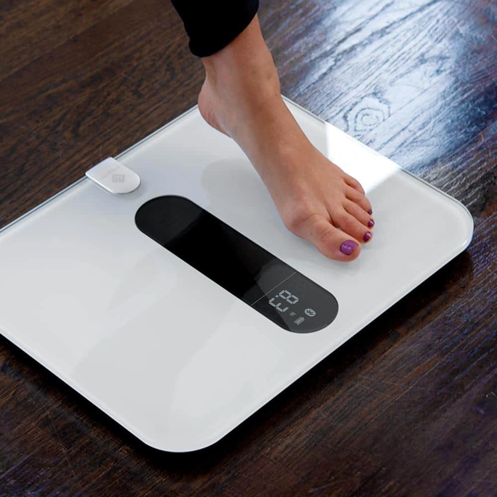 Etekcity Ultrawide Smart Fitness Scale in White with Resistance Bands 8 Etekcity Ultrawide Smart Fitness Scale in White with Resistance Bands - Image 8