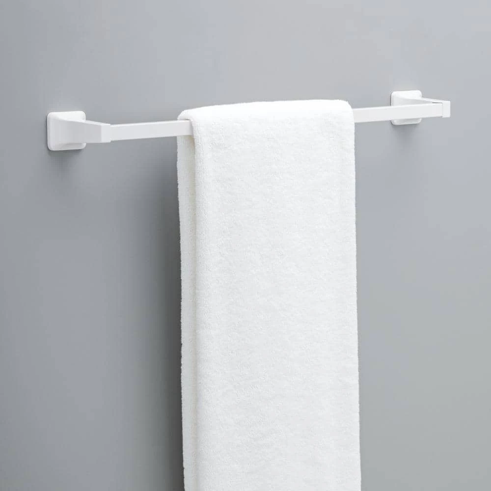 Franklin Brass Futura 24 in. Towel Bar in White 2 Franklin Brass Futura 24 in. Towel Bar in White - Image 2